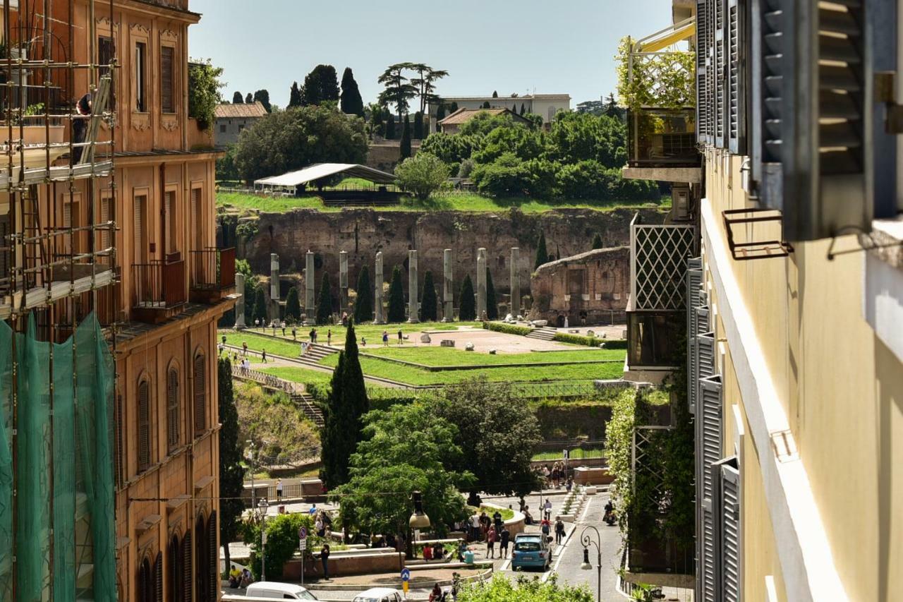 Colosseo Flats And Penthouse Roma Exterior foto